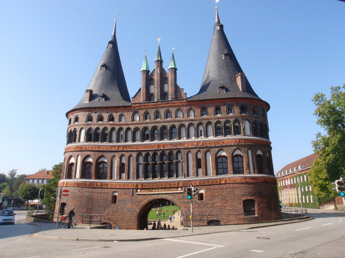 This is the other (inward) side of the Lübeck city gate.